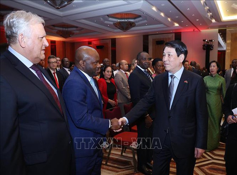 Việt Nam và Angola luôn là chỗ dựa tinh thần của nhau- Ảnh 1.