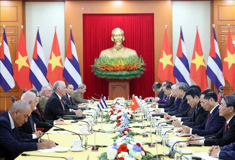 Tổng Bí thư Tô Lâm hội đàm với Bí thư thứ nhất Đảng Cộng sản Cuba, Chủ tịch nước Cuba Miguel Díaz-Canel Bermúdez- Ảnh 2.