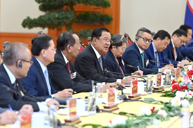 Tổng Bí thư Tô Lâm gặp Chủ tịch Đảng Nhân dân Campuchia Hun Sen- Ảnh 4.