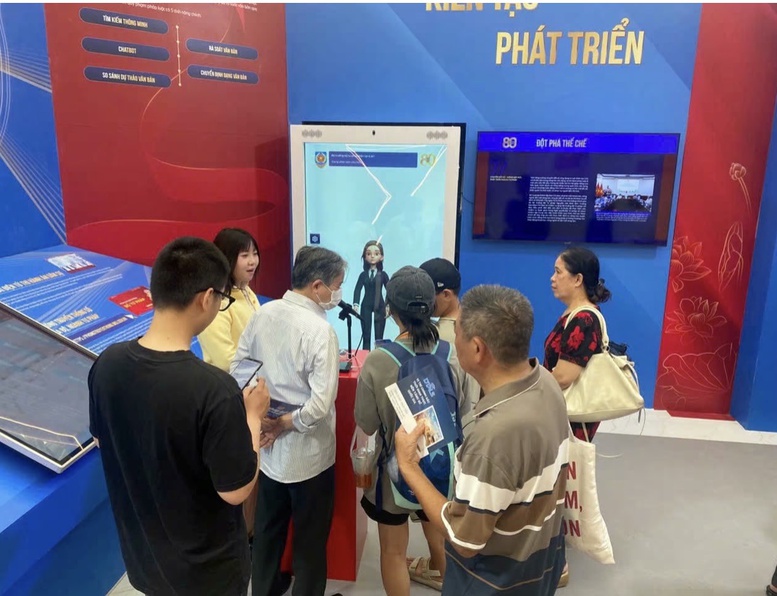 AI pháp luật được giới thiệu tại Triển lãm Thành tựu đất nước- Ảnh 2.