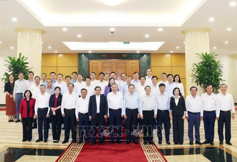 Các đại biểu dự buổi làm việc giữa Bộ Chính trị và Ban Thường vụ Đảng ủy Quốc hội - Ảnh: TTXVN