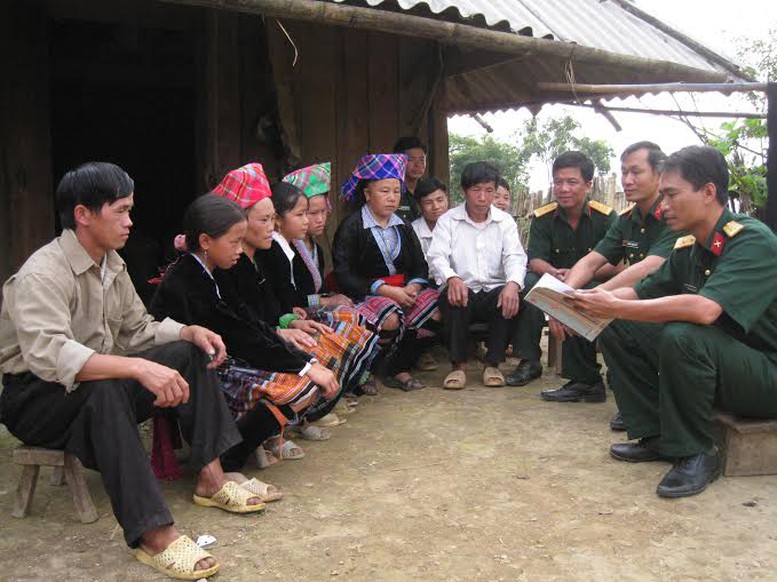 Phổ biến, giáo dục pháp luật phù hợp với từng đối tượng và địa bàn vùng dân tộc thiểu số- Ảnh 1.