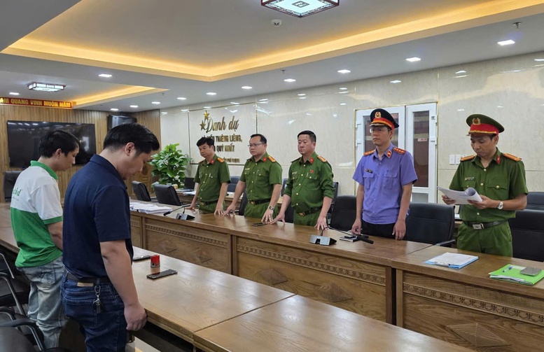 Công an TP. Đà Nẵng triệt phá đường dây sản xuất, tiêu thụ nước yến giả quy mô lớn- Ảnh 1.