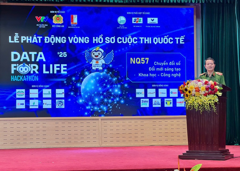 Khởi động cuộc thi quốc tế Data for Life 2025: Sân chơi khoa học - công nghệ tầm cỡ- Ảnh 2.