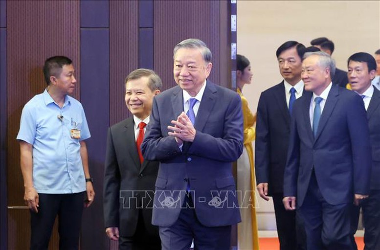 Tổng Bí thư: Ngành Tòa án phải không ngừng phấn đấu để mọi phán quyết đều 'thấu tình, đạt lý'- Ảnh 1.