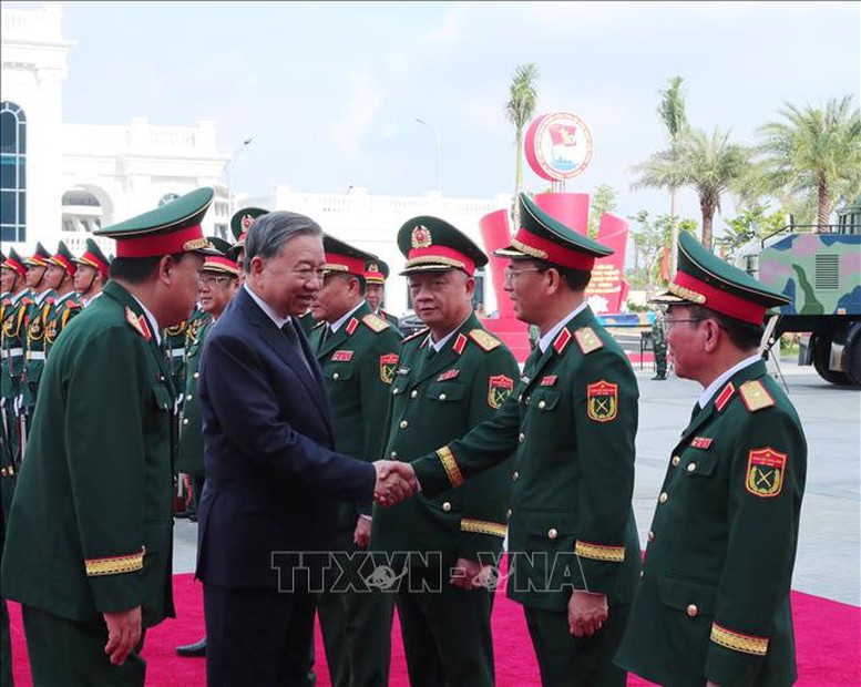 Tổng Bí thư Tô Lâm: Đẩy mạnh phát triển công nghiệp quốc phòng theo hướng chủ động, tự lực, tự cường, lưỡng dụng, hiện đại- Ảnh 1.
