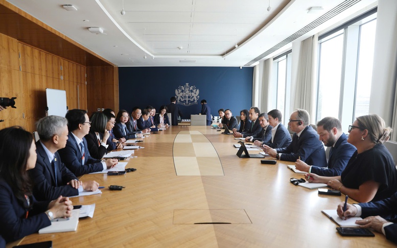 Bộ trưởng Tài chính làm việc với Sở Giao dịch Chứng khoán London, thúc đẩy hợp tác nâng hạng thị trường Việt Nam