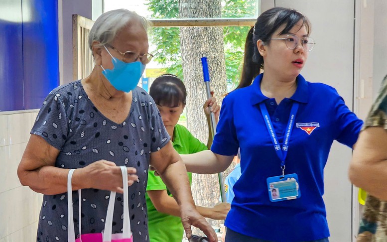 Cần Thơ đề xuất hỗ trợ 100% BHYT cho người từ 60 tuổi