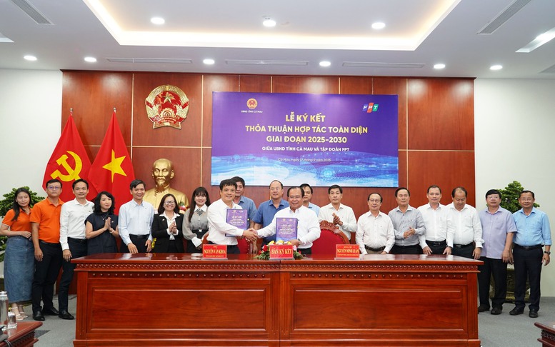 FPT và UBND Cà Mau hợp tác toàn diện về chuyển đổi số và phát triển nhân lực đến 2030