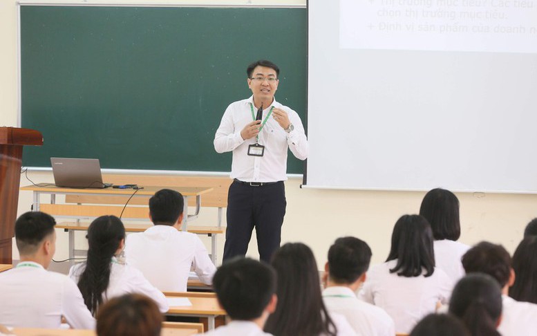 Cách xếp lương đối với giảng viên cao đẳng, đại học