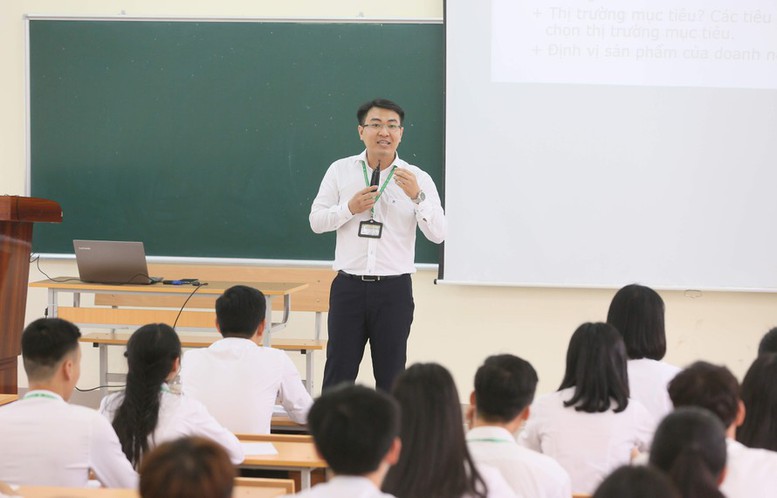 Cách xếp lương đối với giảng viên cao đẳng, đại học- Ảnh 1.