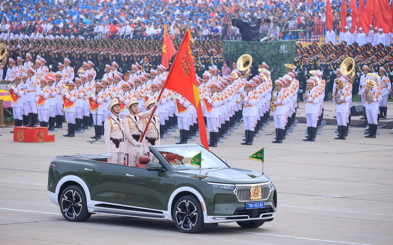 Chùm ảnh: Cận cảnh khối diễu binh hùng hậu của lực lượng Công an tại A80