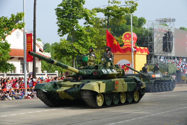 Chùm ảnh: Uy lực trang thiết bị, khí tài của quân đội nhân dân Việt Nam tại A80- Ảnh 2.