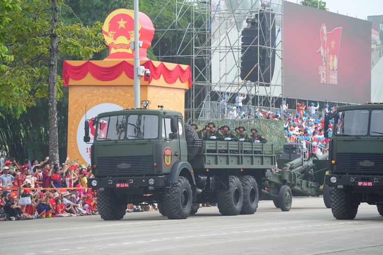 Chùm ảnh: Uy lực trang thiết bị, khí tài của quân đội nhân dân Việt Nam tại A80- Ảnh 8.