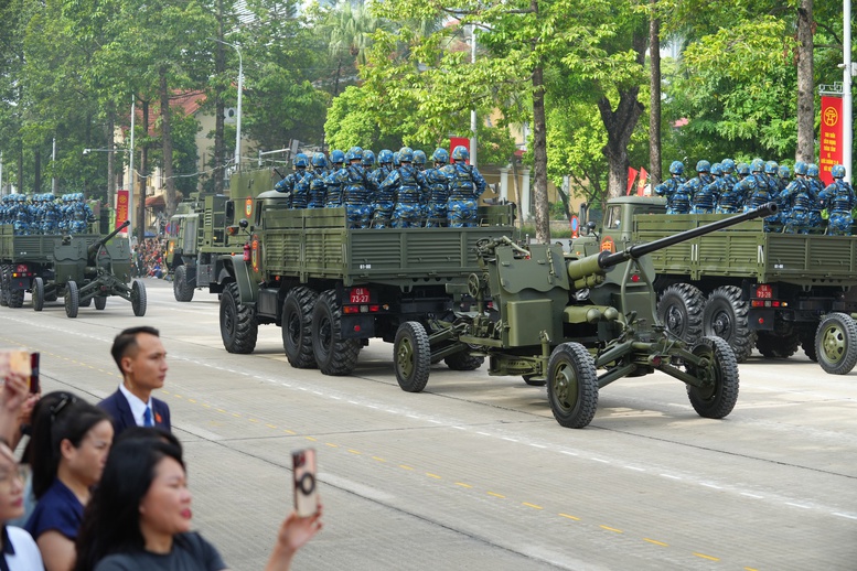 Chùm ảnh: Uy lực trang thiết bị, khí tài của quân đội nhân dân Việt Nam tại A80- Ảnh 15.
