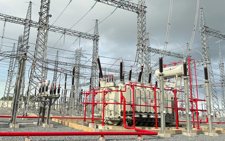 Đóng điện thành công trạm biến áp 220 kV Vũng Áng