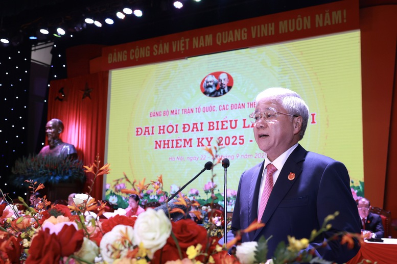 Khai mạc trọng thể Đại hội đại biểu Đảng bộ Mặt trận Tổ quốc, các đoàn thể Trung ương lần thứ I- Ảnh 4.