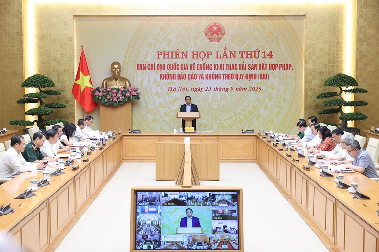 Thủ tướng: Kiểm điểm hằng tuần, quyết gỡ 'thẻ vàng' IUU trong năm 2025- Ảnh 2.