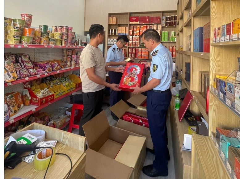 Liên tiếp phát hiện, xử lý các vụ kinh doanh bánh Trung thu nhập lậu- Ảnh 1.