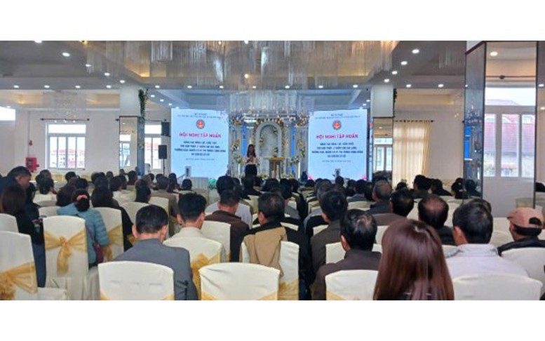 Nâng cao năng lực trợ giúp pháp lý cho già làng, trưởng bản, người có uy tín