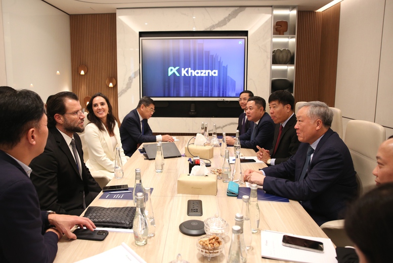 Phó Thủ tướng Thường trực Nguyễn Hòa Bình làm việc với Tập đoàn G42 (UAE)- Ảnh 2.