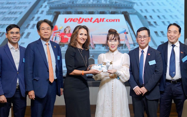 Doanh nghiệp Việt khẳng định khát vọng hội nhập, 'gõ cửa' Sàn chứng khoán lớn nhất thế giới