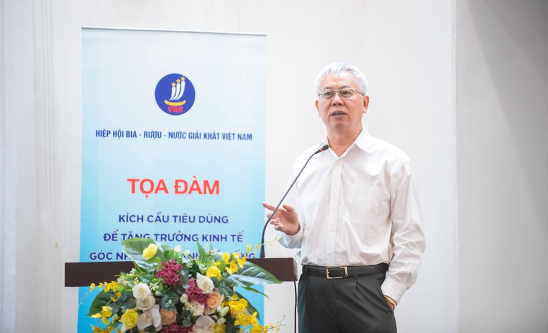 Chuyên gia góp ý kích cầu tiêu dùng, tháo gỡ vướng mắc cho ngành đồ uống- Ảnh 2.