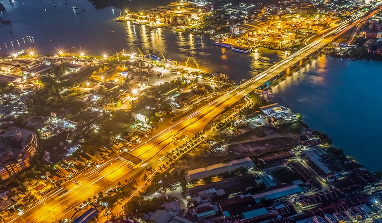 TẬN DỤNG "THỜI CƠ VÀNG" ĐỂ BỨT PHÁ, XÂY DỰNG TỈNH ĐỒNG NAI "XANH, VĂN MINH, HIỆN ĐẠI", VỮNG VÀNG TIẾN VÀO KỶ NGUYÊN PHÁT TRIỂN MỚI- Ảnh 2.