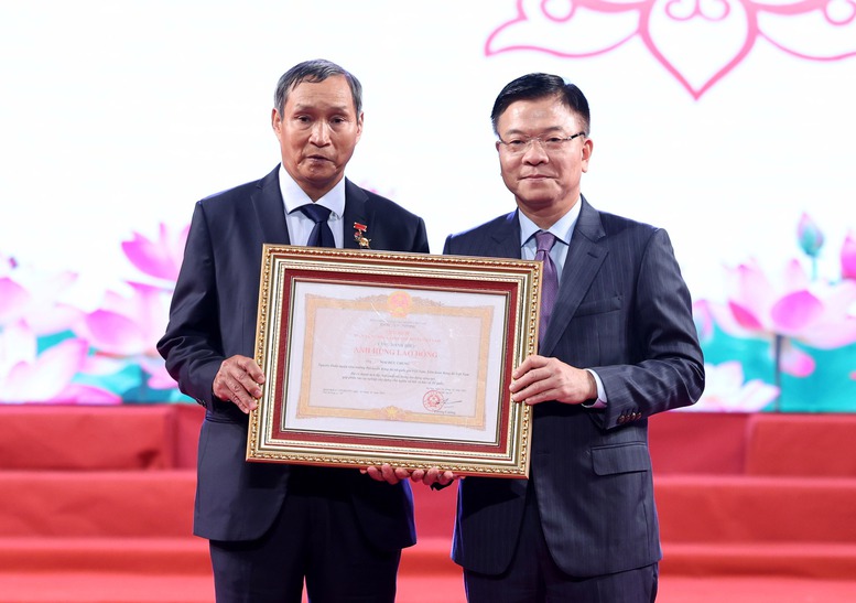 Phát huy tinh thần tiên phong khơi thông, đột phá, kiến tạo không gian phát triển văn hóa, thể thao và du lịch- Ảnh 5.