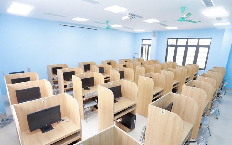 100.000 thí sinh thử nghiệm thi tốt nghiệp THPT trên máy tính vào tháng 4-5/2026