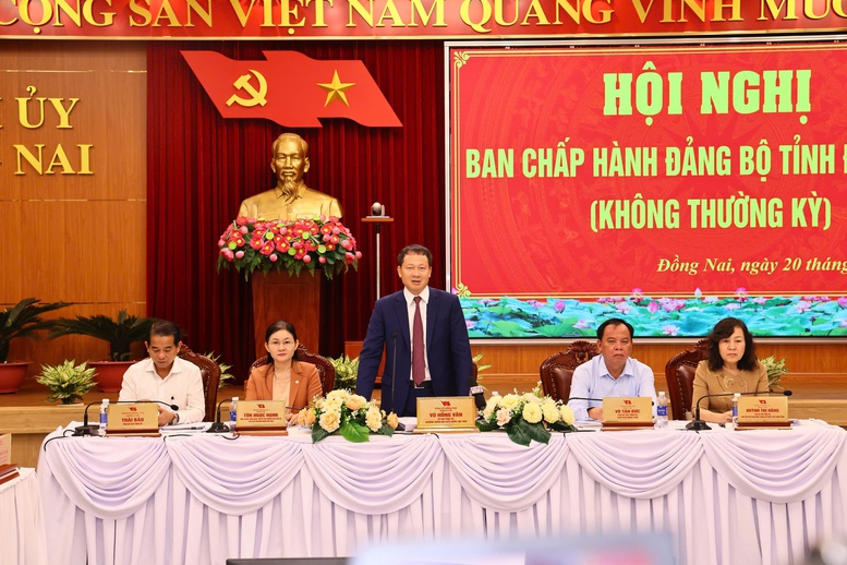 TẬN DỤNG "THỜI CƠ VÀNG" ĐỂ BỨT PHÁ, XÂY DỰNG TỈNH ĐỒNG NAI "XANH, VĂN MINH, HIỆN ĐẠI", VỮNG VÀNG TIẾN VÀO KỶ NGUYÊN PHÁT TRIỂN MỚI- Ảnh 5.