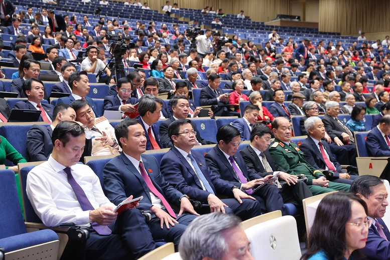 Thủ tướng: Hải Phòng giữ vững vai trò tiên phong, đầu tàu, sớm trở thành thành phố xã hội chủ nghĩa- Ảnh 8.