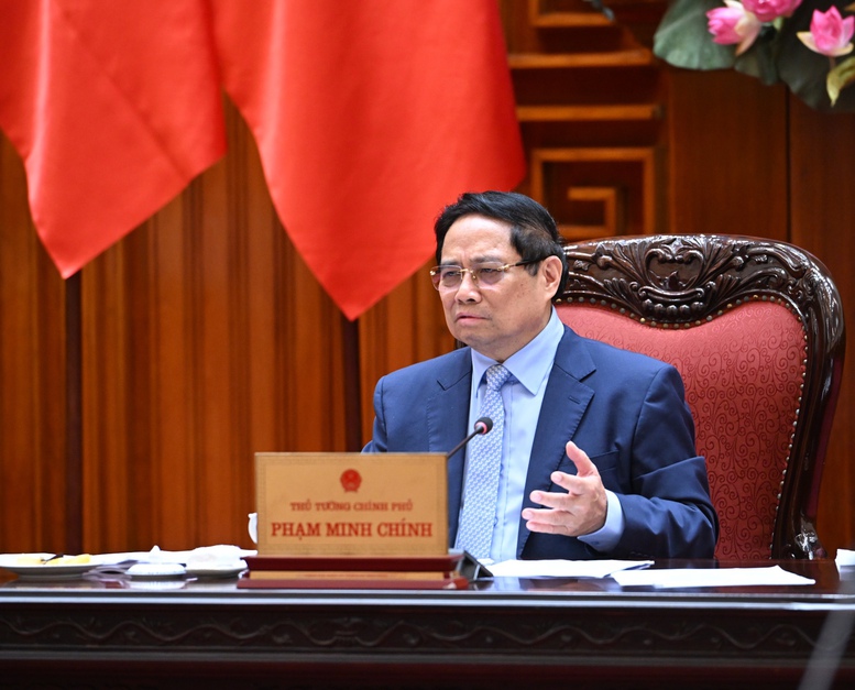 Thủ tướng nhấn mạnh tinh thần tự chủ, tích cực, chủ động, làm ngay những việc có thể làm được và tiếp tục phối hợp chặt chẽ với phía Trung Quốc, kiên trì trao đổi để đạt mục tiêu - Ảnh: VGP/Nhật Bắc