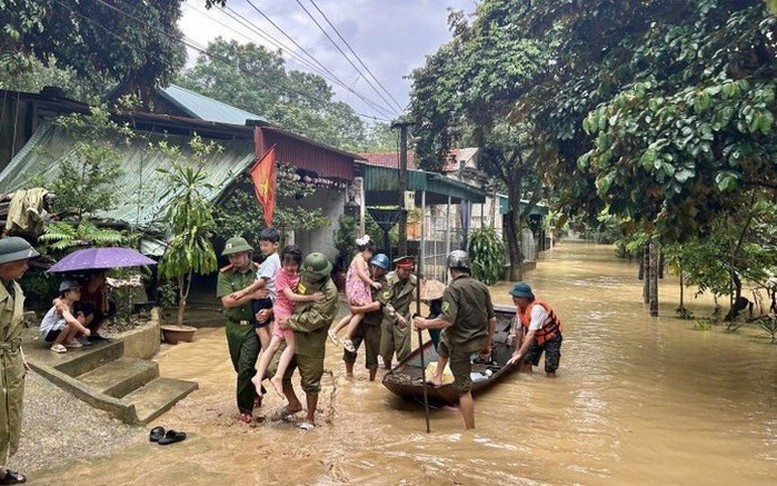 Sẵn sàng thu dung, cấp cứu, điều trị kịp thời nạn nhân do bão, mưa lũ