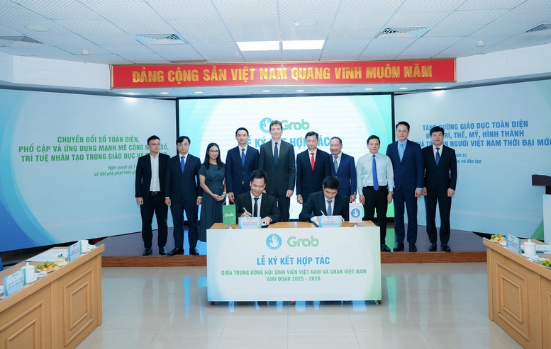 Trang bị và nâng cao kỹ năng chuyển đổi số cho sinh viên, thanh niên Việt Nam qua các hoạt động thực tiễn- Ảnh 2.