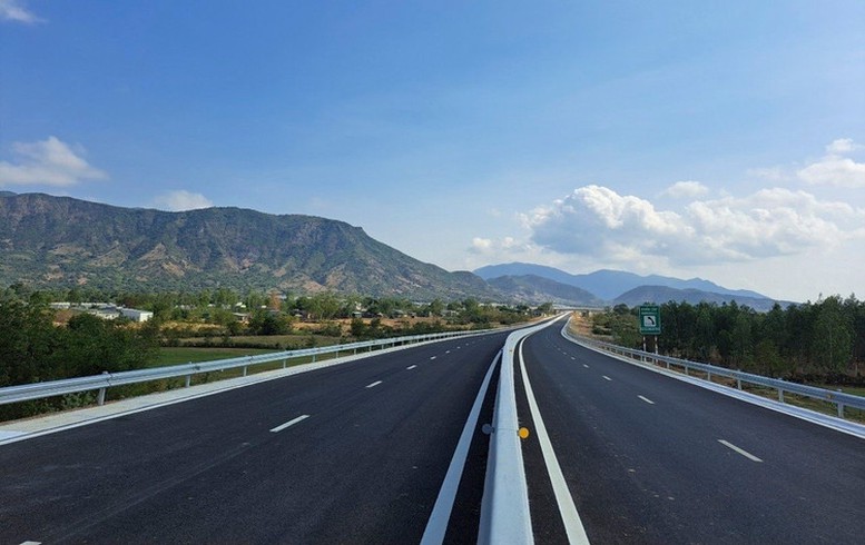 Sớm hoàn thành các hạng mục còn lại dự án thành phần cao tốc Bắc - Nam phía Đông qua Hà Tĩnh, Quảng Trị- Ảnh 1.