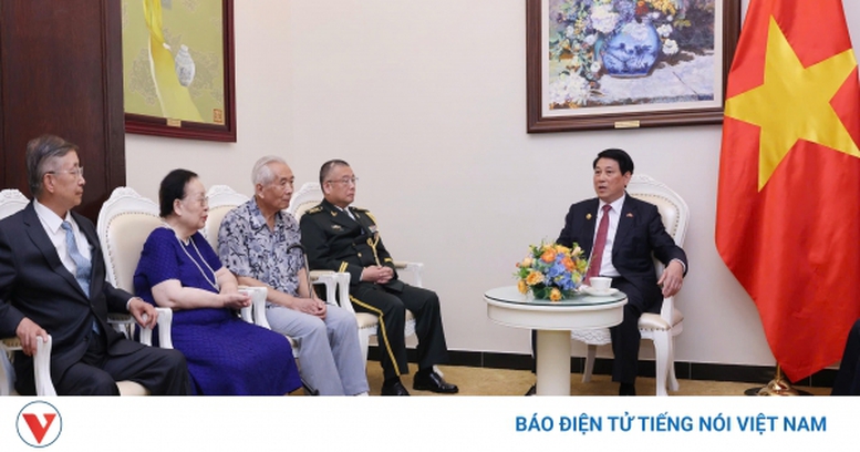 Chủ tịch nước Lương Cường tiếp gia đình các nhân sỹ hữu nghị Trung Quốc