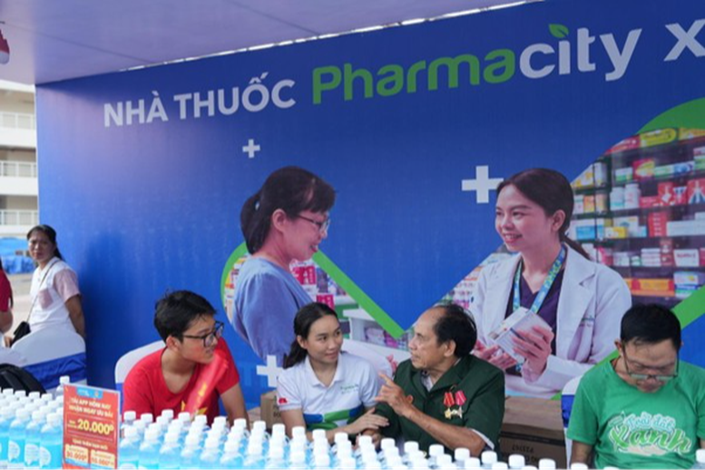 Những khoảnh khắc đẹp tại các 'Trạm sức khỏe" Pharmacity đồng hành cùng A80- Ảnh 4.