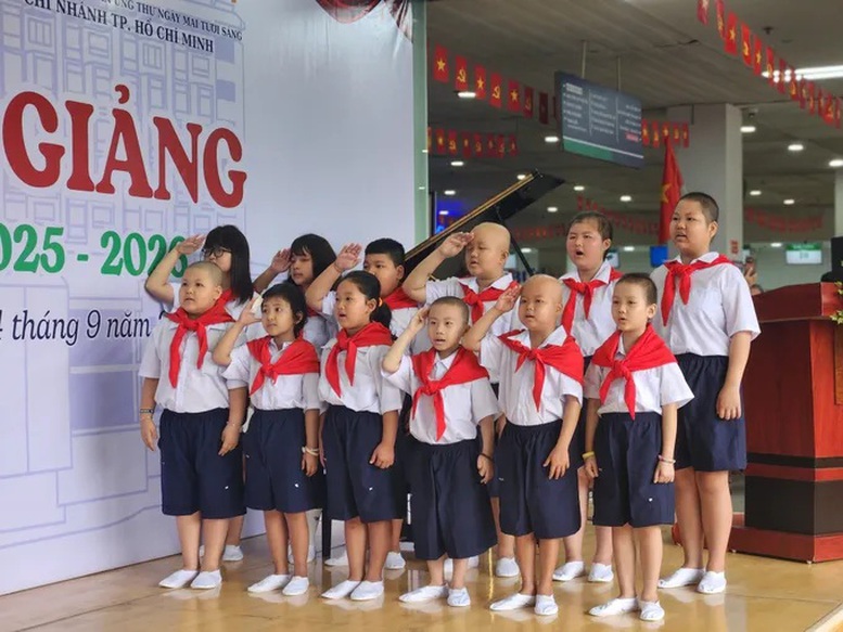 TỔNG THUẬT: Lễ khai giảng đặc biệt của 1,6 triệu thầy, cô và gần 26 triệu học sinh, sinh viên- Ảnh 21. TỔNG THUẬT: Lễ khai giảng đặc biệt của 1,6 triệu thầy, cô và gần 26 triệu học sinh, sinh viên- Ảnh 21.