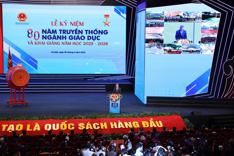TỔNG THUẬT: Lễ khai giảng đặc biệt của 1,6 triệu thầy, cô và gần 26 triệu học sinh, sinh viên- Ảnh 13. TỔNG THUẬT: Lễ khai giảng đặc biệt của 1,6 triệu thầy, cô và gần 26 triệu học sinh, sinh viên- Ảnh 13.