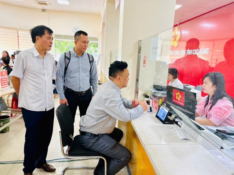 Vận hành chính quyền địa phương 2 cấp: Gỡ điểm nghẽn, thúc đẩy chuyển đổi số ở cơ sở- Ảnh 1.