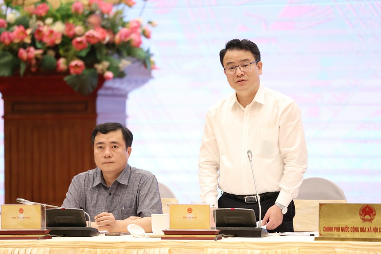 Họp báo Chính phủ thường kỳ tháng 8: Các vấn đề kinh tế, giáo dục, văn hóa được quan tâm- Ảnh 3.