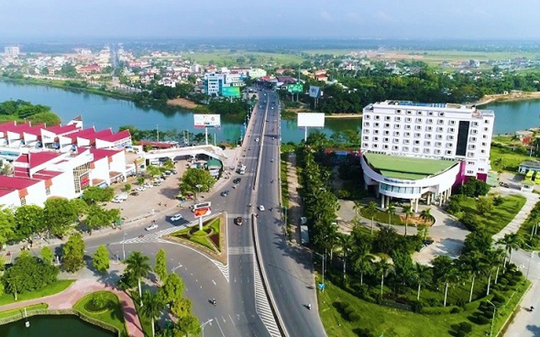 Phấn đấu đưa Quảng Trị trở thành trung tâm năng lượng, du lịch, nông nghiệp của cả nước