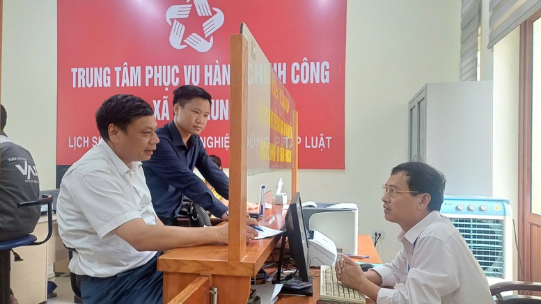 Triển khai phương án bảo đảm nhân sự cấp xã: 4 giải pháp, định hướng 36 vị trí việc làm- Ảnh 1.