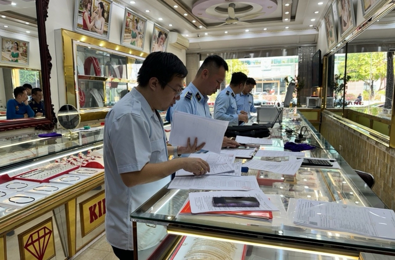 Ngày 9/9/2025 thanh tra việc chấp hành pháp luật của các doanh nghiệp kinh doanh vàng- Ảnh 1.