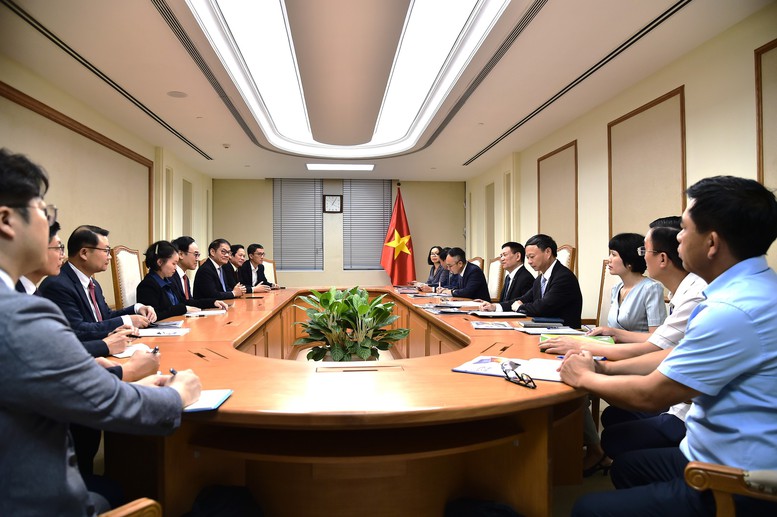 Hyundai Rotem muốn hợp tác phát triển đường sắt tốc độ cao với Việt Nam- Ảnh 2. Hyundai Rotem muốn hợp tác phát triển đường sắt tốc độ cao với Việt Nam- Ảnh 2.