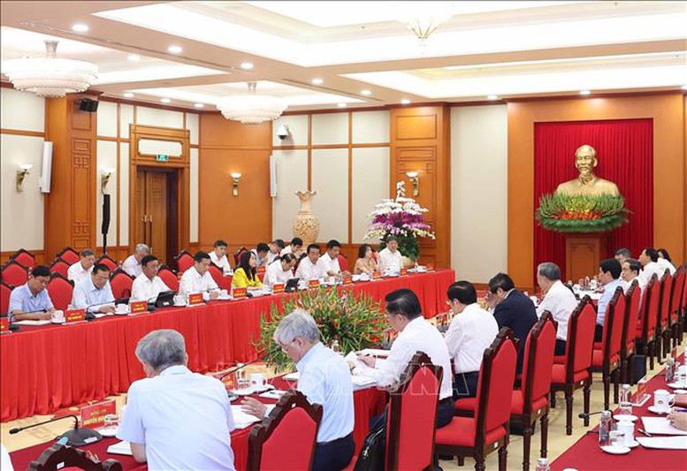 Bộ Chính trị cho ý kiến về công tác chuẩn bị Đại hội Đảng bộ các cơ quan Đảng Trung ương- Ảnh 2.