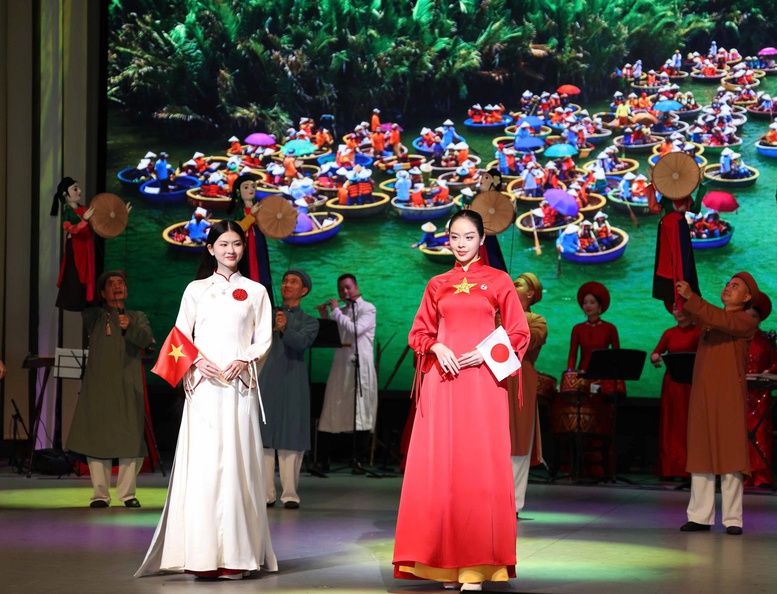 TOÀN CẢNH: Ngày Quốc gia Việt Nam tại World EXPO Osaka 2025, Nhật Bản- Ảnh 13.