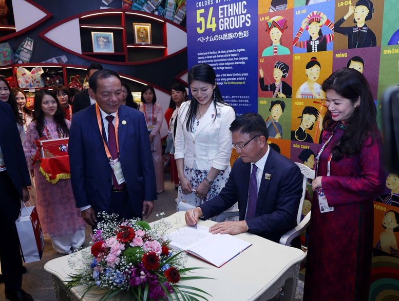 TOÀN CẢNH: Ngày Quốc gia Việt Nam tại World EXPO Osaka 2025, Nhật Bản- Ảnh 19.