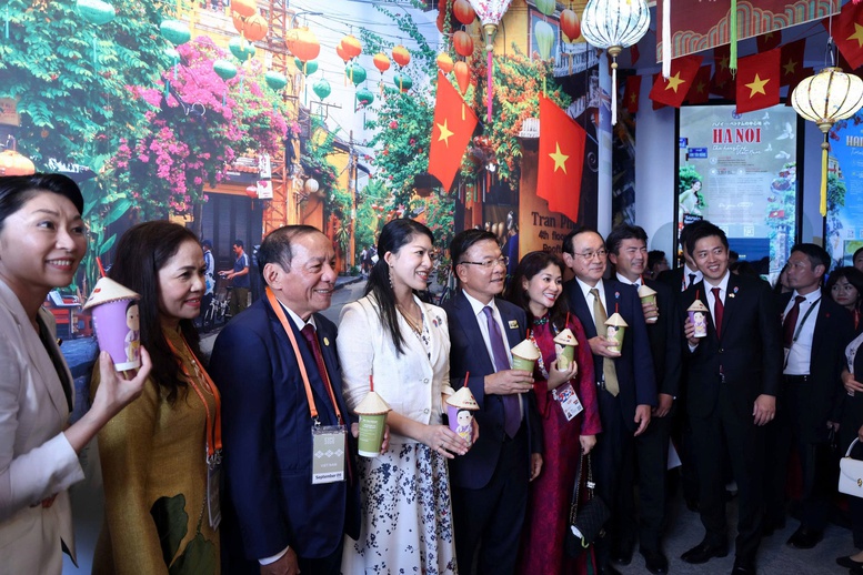 TOÀN CẢNH: Ngày Quốc gia Việt Nam tại World EXPO Osaka 2025, Nhật Bản- Ảnh 22.